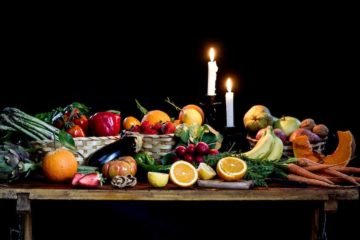 Fruits et légumes faibles en FODMAP pour régime sain et équilibré.